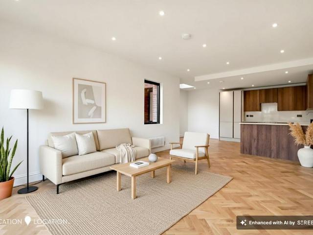 Flat for sale in Barnsbury, Greater London