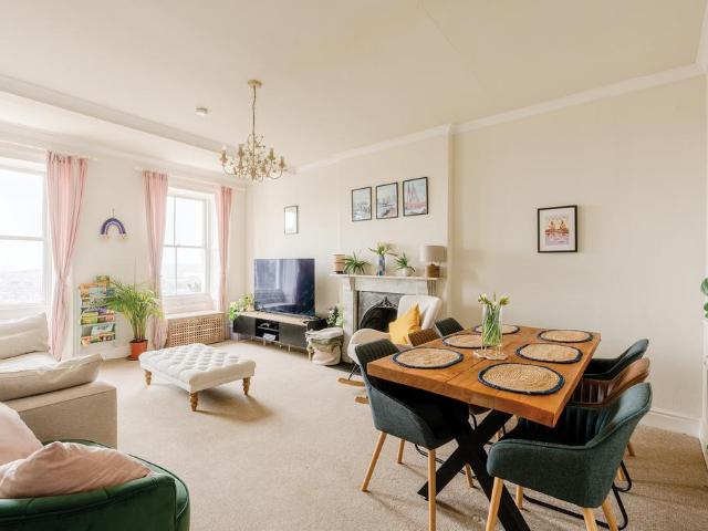 Flat for sale in Hotwells, Feckenham