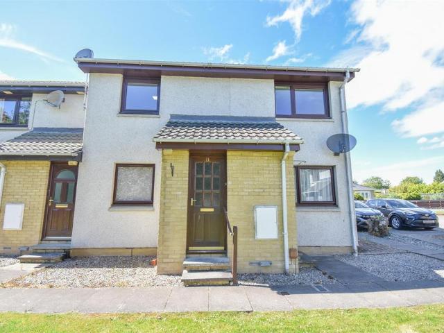 Flat for sale in Lentran, Scotland