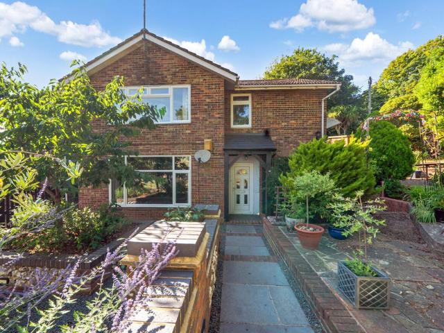 Flat for sale in Worthing, West Sussex