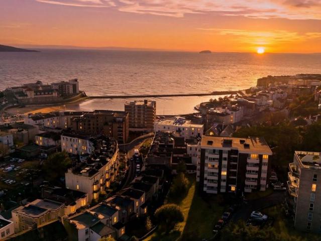 Flat for sale in Weston-super-mare, North Somerset