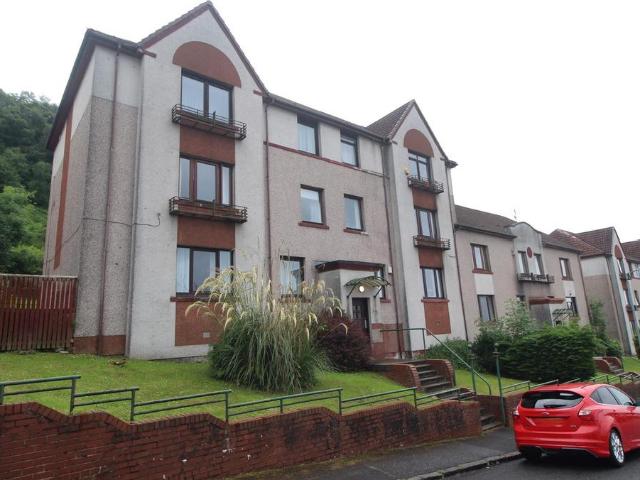 Flat for sale in Port Glasgow, Scotland