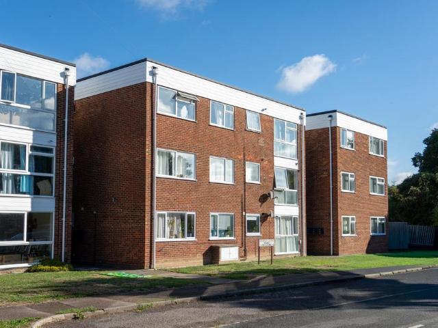 Flat for sale in Barnwell, Arbury