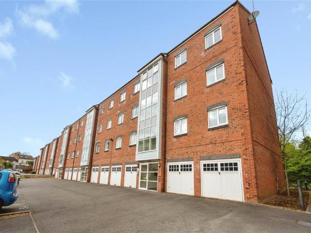 Flat for sale in Woodloes Park, Green Close