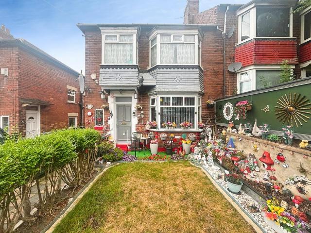 Flat for sale in Elswick, Tyne And Wear