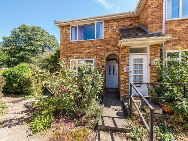 Flat for sale in Evershot, Oxfordshire