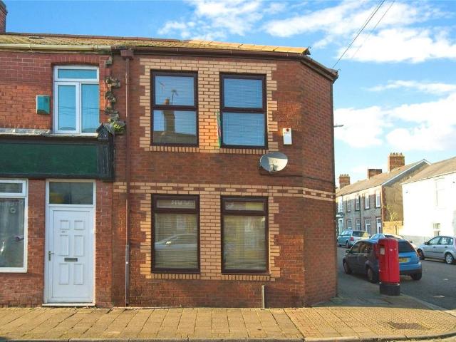 Flat for sale in Plasnewydd, Falcon Lodge