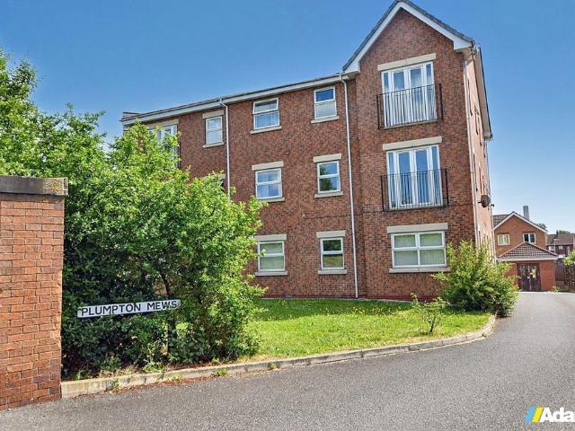 Flat for sale in Lugsdale, Widnes
