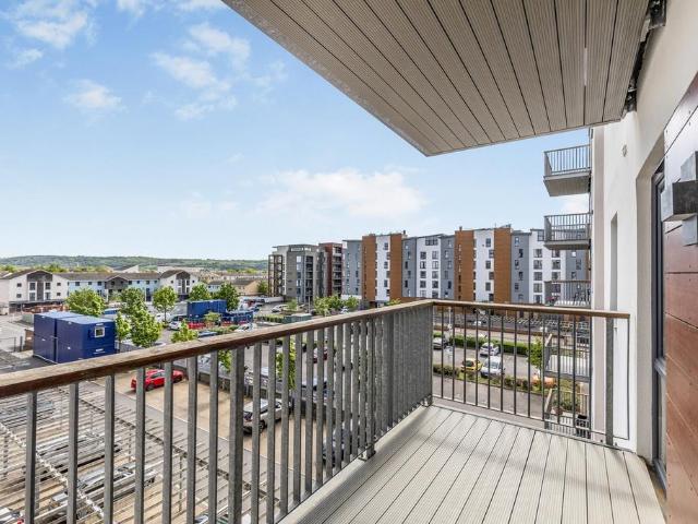 Flat for sale in Port Marine, Portishead