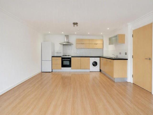 Flat for sale in Roding Riverside, Greater London
