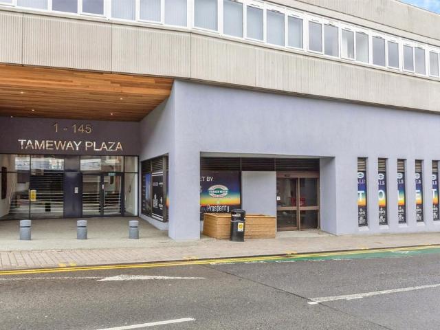 Flat for sale in West Midlands