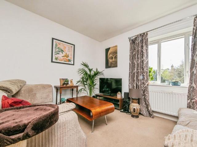 Flat for sale in Melton, Eastbridge