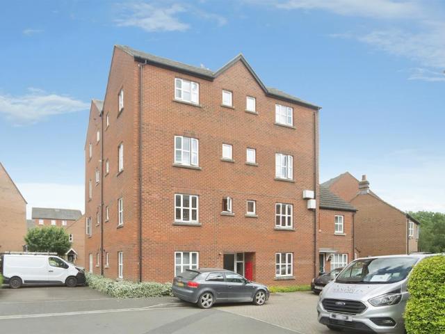 Flat for sale in Obridge, Rumwell