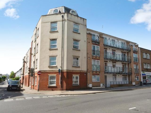 Flat for sale in Southsea, City Of Portsmouth