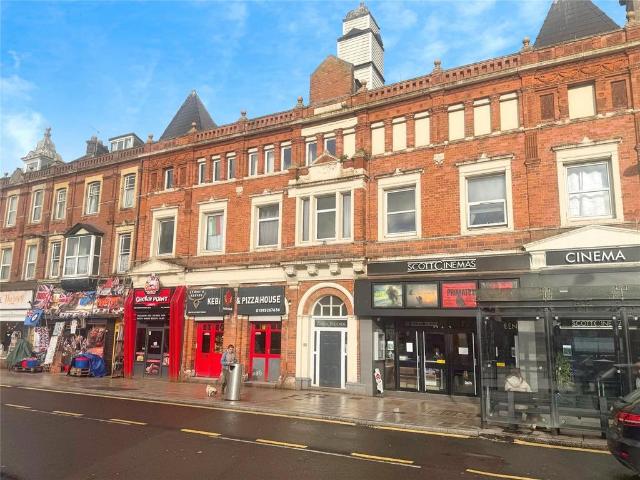 Flat for sale in Withycombe, Budlake