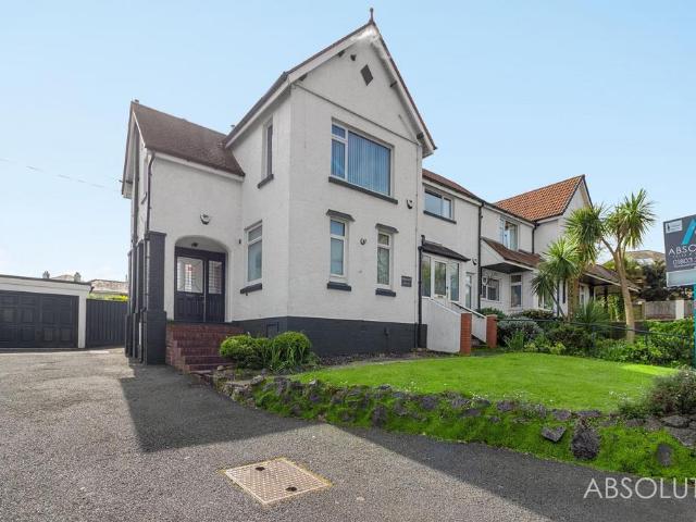 Flat for sale in Livermead