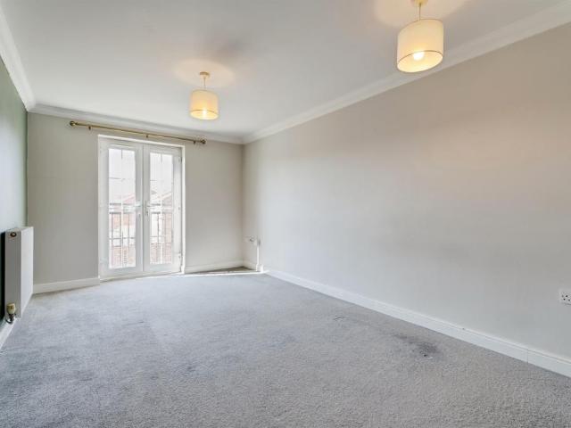 Flat for sale in Bedingfield, Suffolk