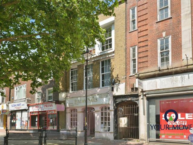 Flat for sale in South Ashford, Bridgefield