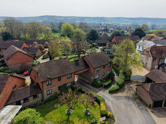 Flat for sale in Ditchling, Iford