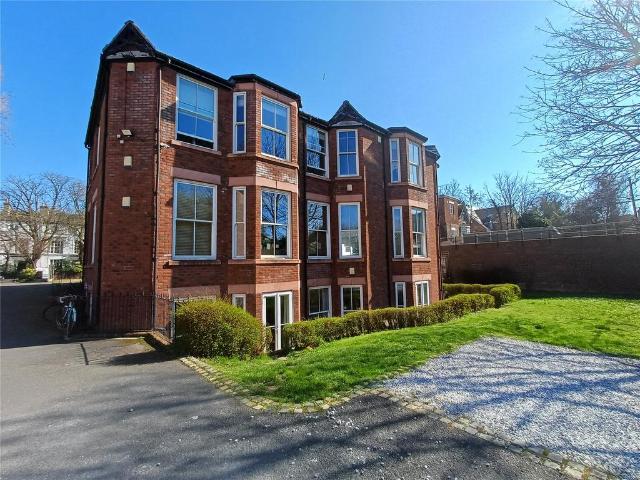 Flat for sale in Dingle, Liverpool