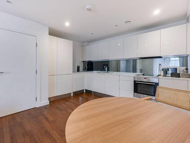 Flat for sale in Greater London