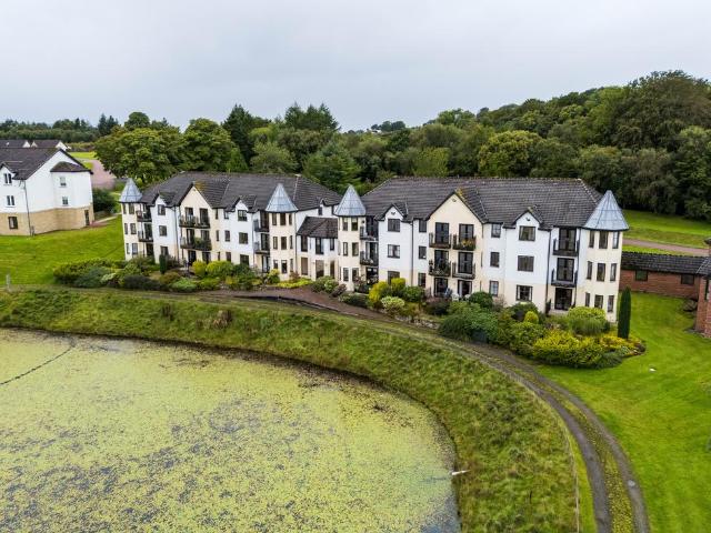Flat for sale in Auchlochan Retirement Village, Lesmahagow