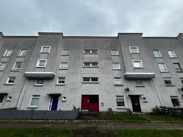 Flat for sale in Cumbernauld, Scotland