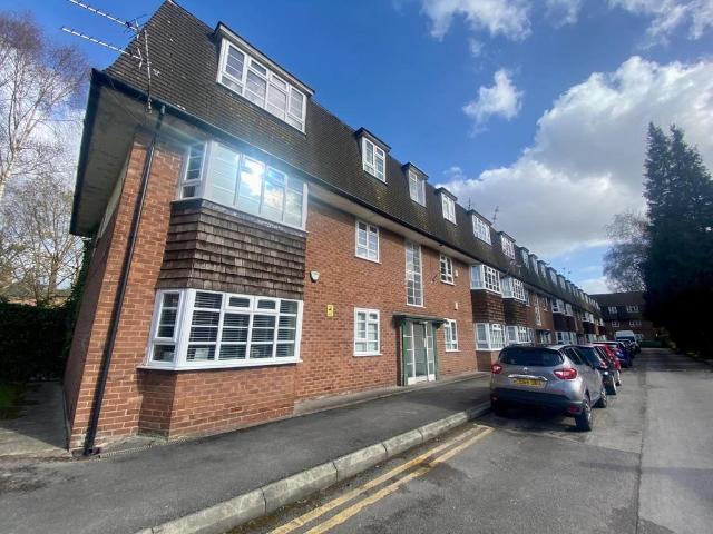 Flat for sale in Parrs Wood, Georgia