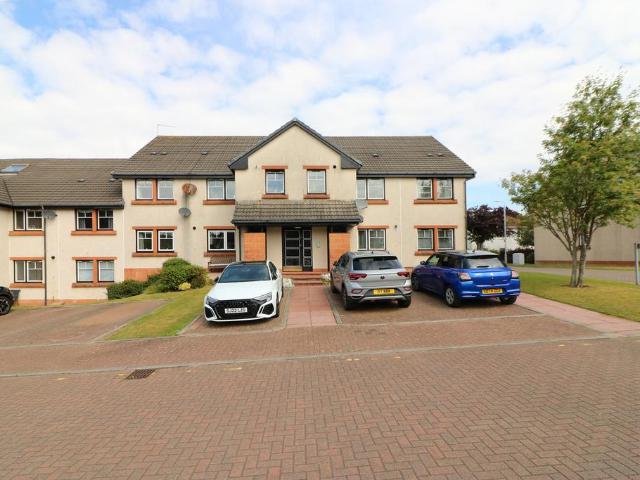 Flat for sale in Prestwick, Scotland