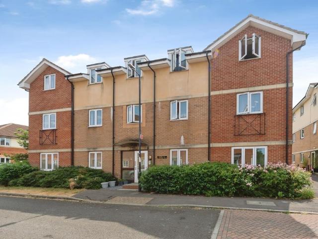 Flat for sale in Knowle West, Feckenham