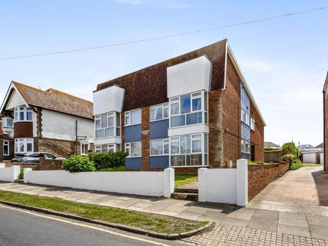 Flat for sale in Saltdean, Brighton & Hove