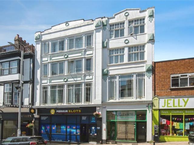 Flat for sale in Watergate, Devon