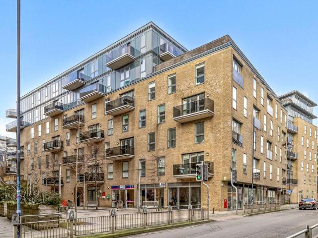 Flat for sale in Round Hill, Brighton & Hove