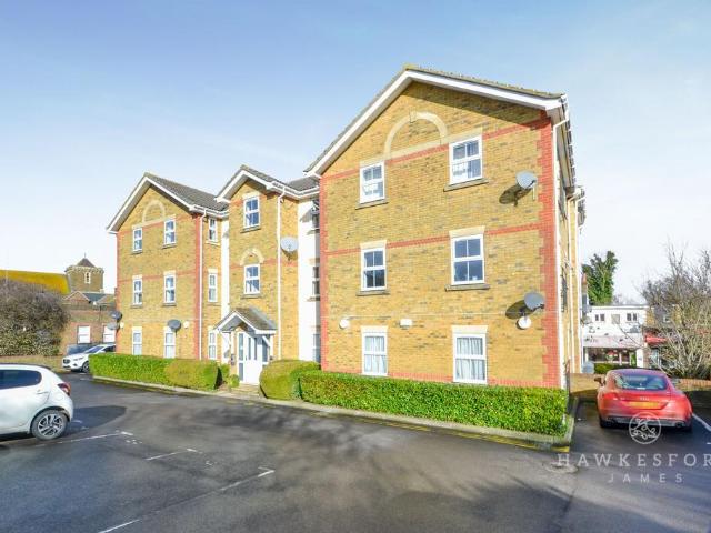 Flat for sale in Regent Quay, Oad Street
