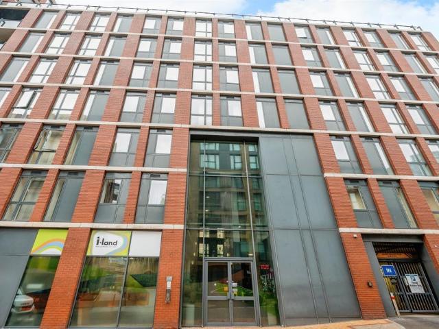 Flat for sale in Digbeth, West Midlands