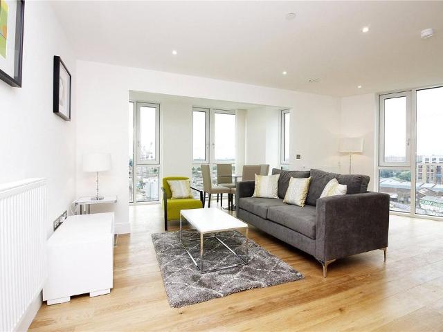 Flat for sale in Stratford Marsh, Greater London
