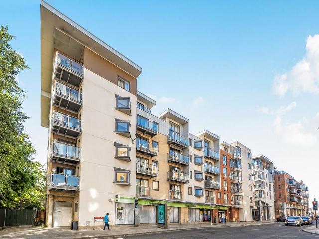 Flat for sale in St Mary's, City Of Southampton
