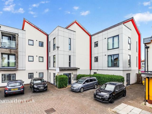 Flat for sale in London Borough of Merton, Greater London