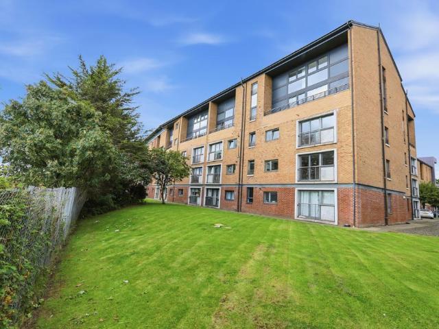 Flat for sale in Finnieston, Scotland