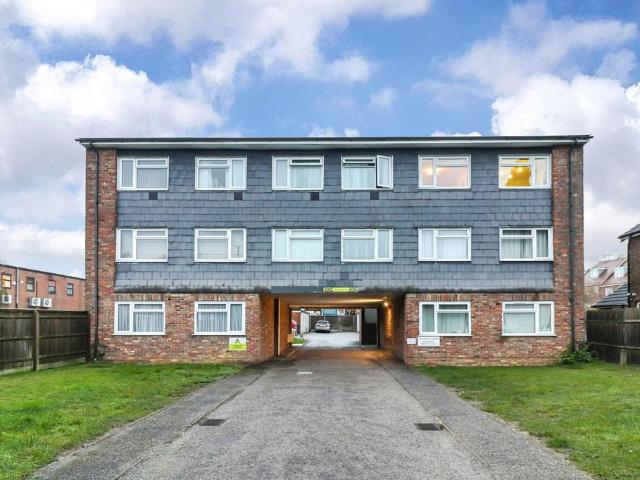 Flat for sale in Chesham
