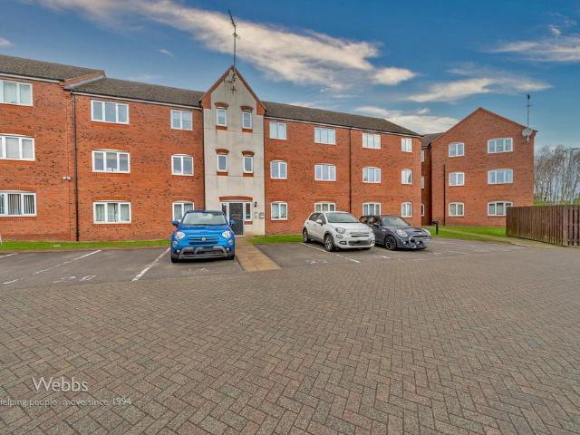 Flat for sale in Heath Hayes and Wimblebury, Chadsmoor