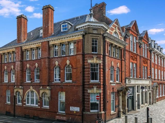 Flat for sale in Moulsham, Chelmsford
