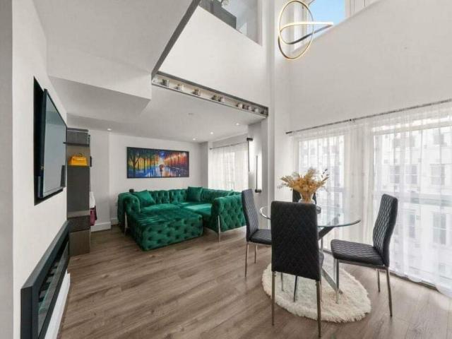 Flat for sale in Plumstead, Greater London
