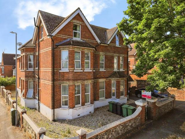 Flat for sale in Upperton, Eastbourne