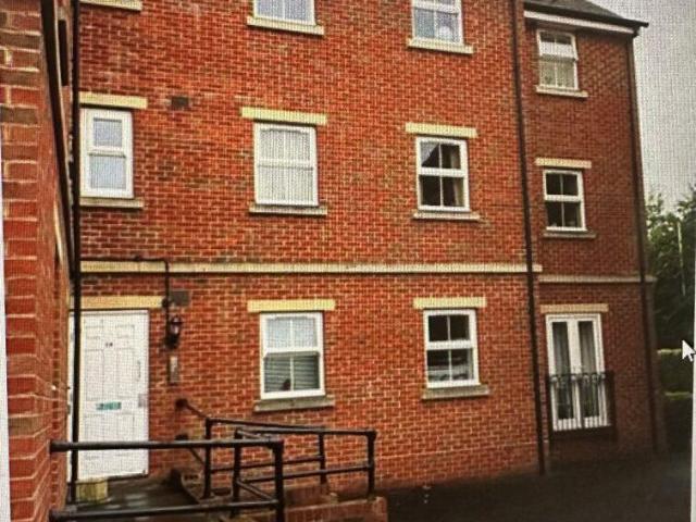 Flat for sale in Taw Hill, Abbey Mead