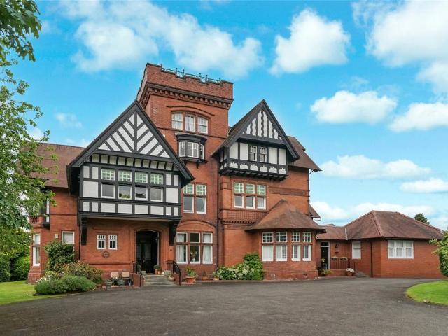 Flat for sale in Cambuskenneth, Scotland