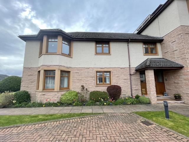 Flat for sale in Forres, Scotland