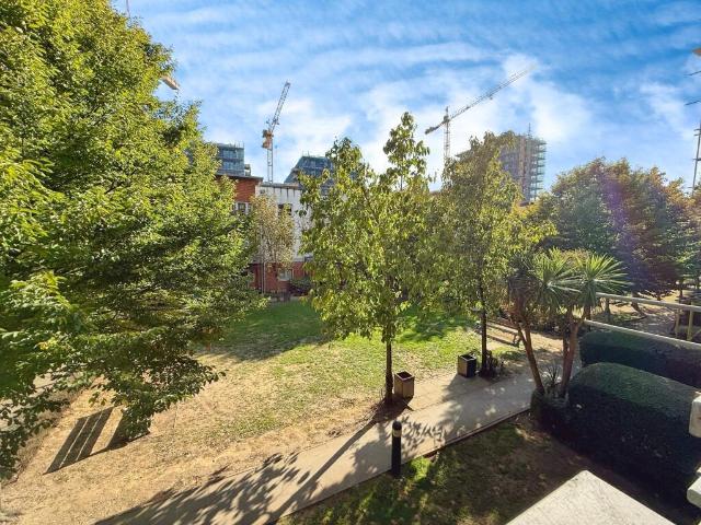 Flat for sale in Hale End, Greater London