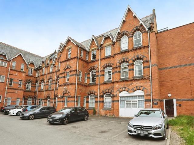 Flat for sale in Old Wharf, City Of Leicester