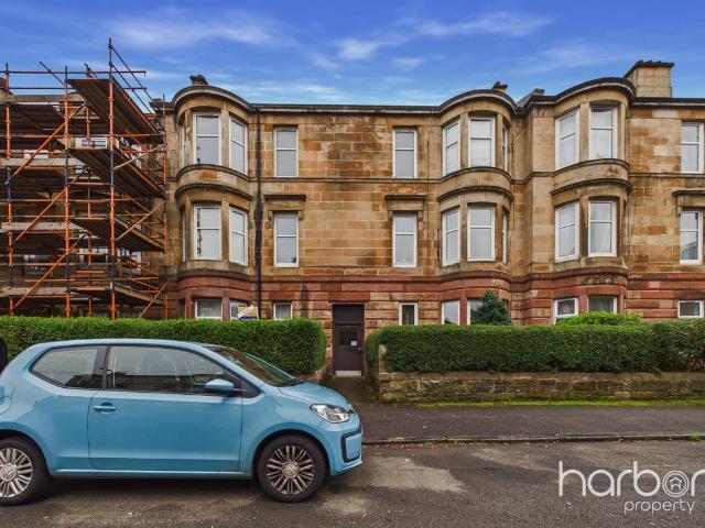 Flat for sale in Ibroxholm, Glasgow